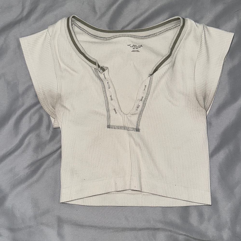 UO out from under tee